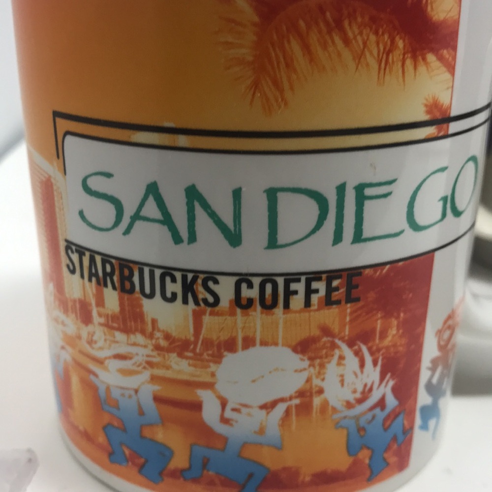 Starbucks 4 Mug Lot - Picture 5 of 13